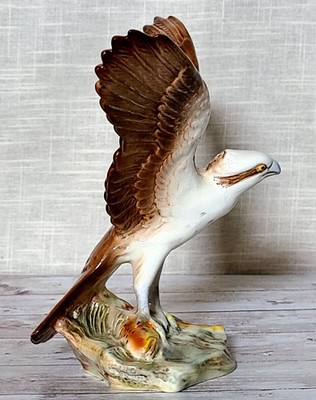 Sylvac Osprey Fish Eagle with Wings Spread & Trout in its Talons Model No.3339 A