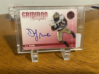 2009 Press Pass Signature Edition Gridiron Graphs D.J. Moore #GG-DM Gold  AU, RC