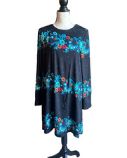 ANN TAYLOR LOFT | Black & Blue Floral Swing Dress