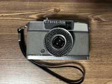Excellent Olympus Pen Point Shoot 35 mm Film Camera From Japan