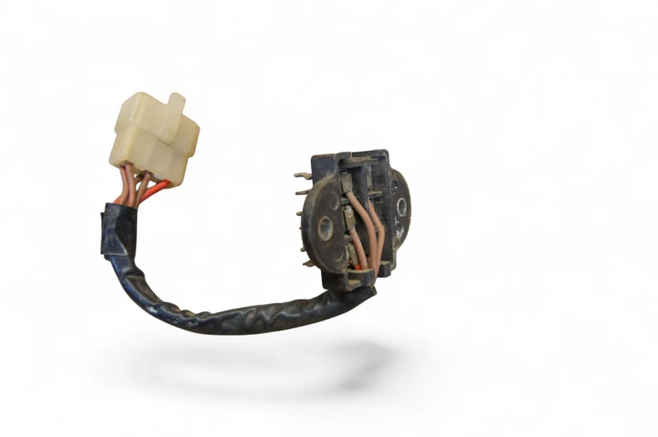 Caja de fusibles Honda Cb750 Cb 750 Cb750k Cb 750k Cb550 Cb 550 H180 *2679J Foto 2 de 3