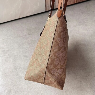COACH F79609 Coach Signature Gallery Tote Bag Brown Shoulder Bag