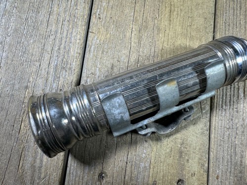 EVEREADY Taschenlampe für Oldtimer Antik Fahrrad Lenkerbefestigung HONG KONG - Bild 2 von 13