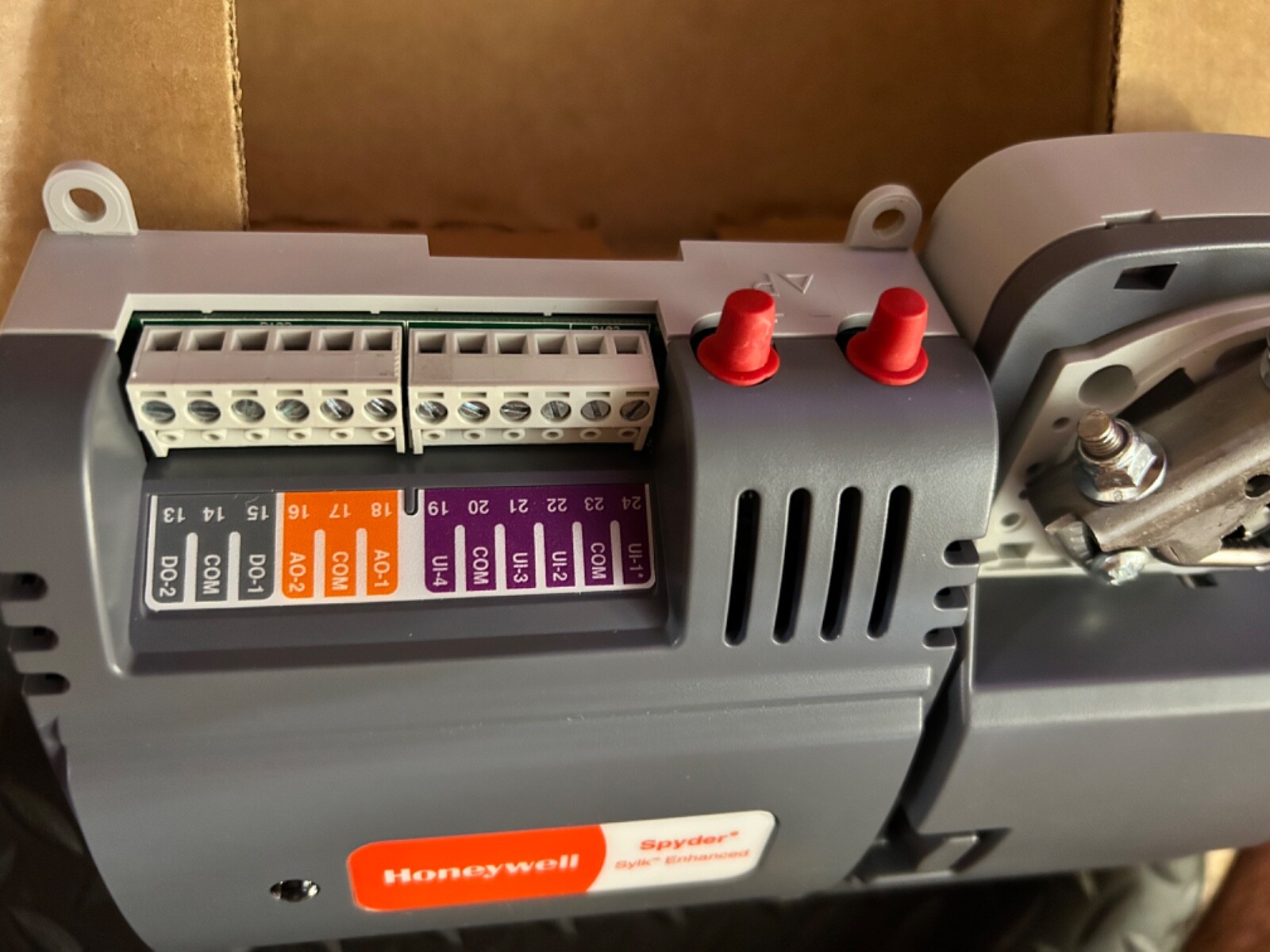 Honeywell PVB4022AS Spyder BACnet Programmable VAV Controller  |  NEW