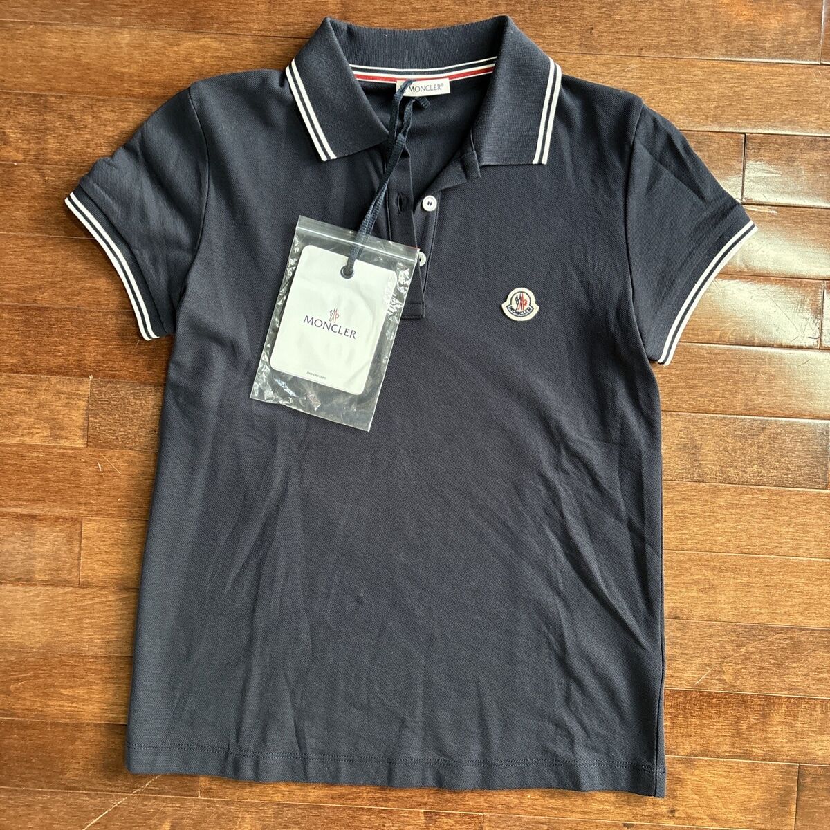New w/Tag Moncler Logo Patch Polo Short Navy & White Stripes New w/Tag Moncler Logo Patch Polo Short Navy & White Stripes