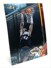 Theo Ratliff #18 w/Protector Topps Finest 1998 NBA 76ers FAST SHIPPING!