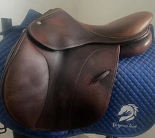 17" Luc Childeric FAP  2 1/2 (2010) Jump Saddle, Wide, Roomy Gullet