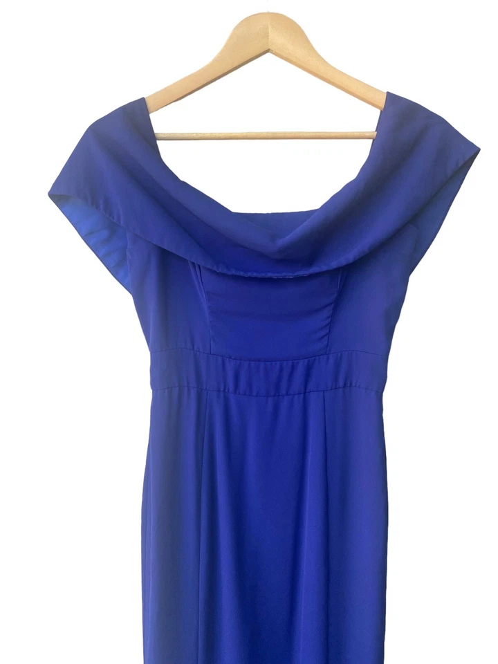 Vestido Formal Fame and Partners Fuera del Hombro Sirena Talla 2 Azul Real Foto 4 de 4