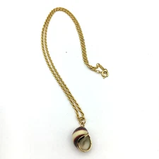 Gold Tone Pendant Necklace Enamel Sea Shell Pendant Rope Chain Spring Ring Clasp