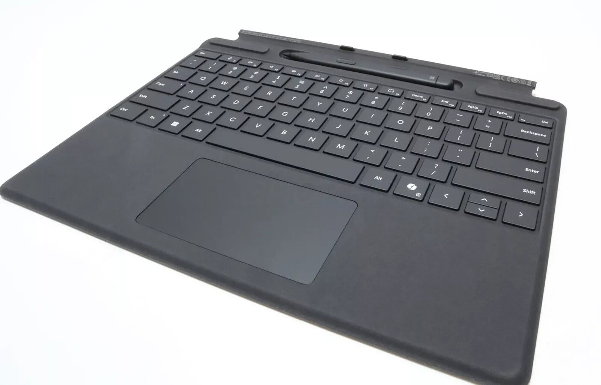 Microsoft Surface Pro Signature Keyboard W/Slim Pen 2 Black