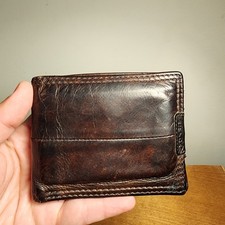 Mens leather fossil wallet good condition