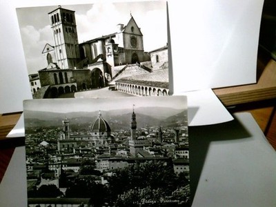 Set 2 x Alte AK s/w. Italien. 1 x Assisi - Basilica S. Francesco. 1 x Firenze / 