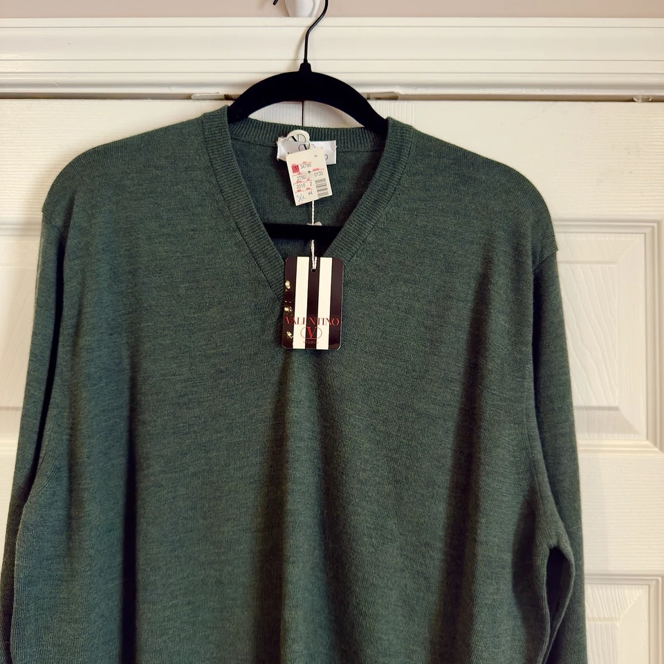 Suéter Valentino Lana Merino Cuello en V Hombres Talla XL Manga Larga Silencioso Lujo Foto 2 de 4