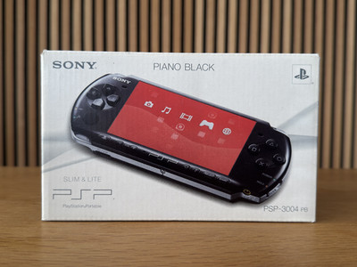 Playstation Portable 3004 (Slim & Lite) 