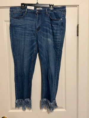 Judy Blue - NWT - Cropped Fit -fringed hem - 3XL