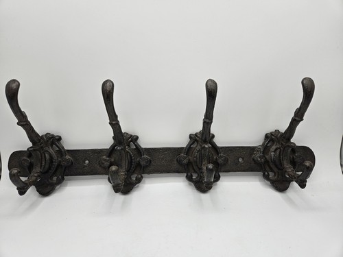 Vintage Cast Iron Coat,Hat,Robe,Jacket Rack Heavy Ornate Four Hooks 16.5 Inches - Picture 10 of 11
