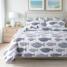 Sea of Dreams 3-Piece Quilt Set - King Size with 2 Shams, Blue and White