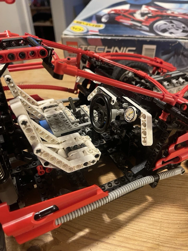 LEGO Technic 8448 Super Street Sensation, photo 4 of 5