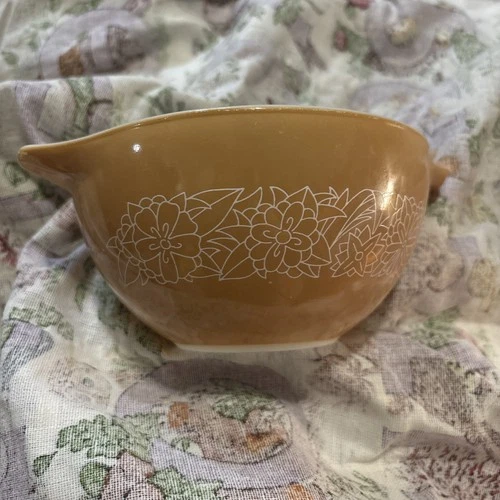 Vintage Pyrex Woodland 750ml Light Brown Cinderella Nesting Mixing Bowl No. 441