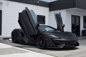 2017 McLaren 570S Coupe 2D
