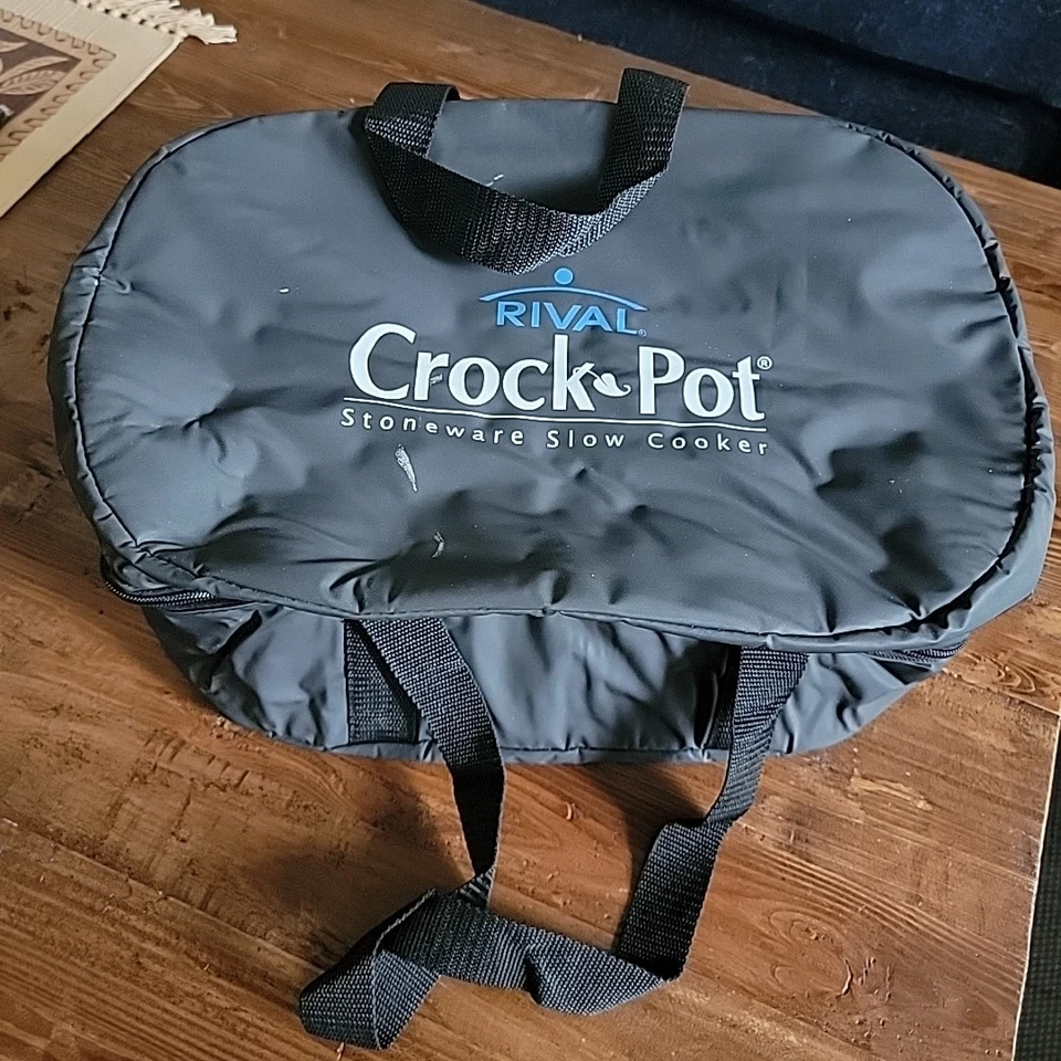 Estuche de bolsa de viaje con aislamiento Rival Crock Pot para olla de cocción lenta ovalada grande NEGRO Foto 2 de 4