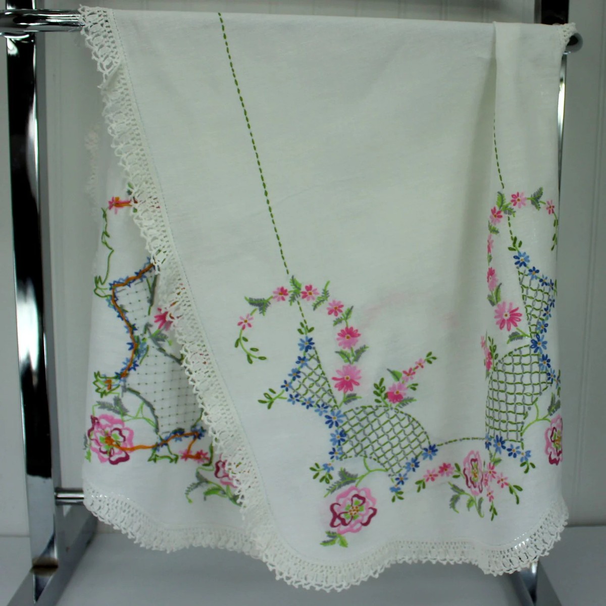 Lace Embroidery Table Runner Shawl White Heavy Cotton Pastel Hand Work View 4