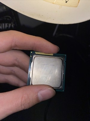 Intel Core i5-2400 Processor (3.1 GHz, 4 Cores, LGA 1155) - SR00Q