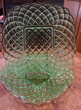 L.E. Smith Green Glass Trellis Square 8.5