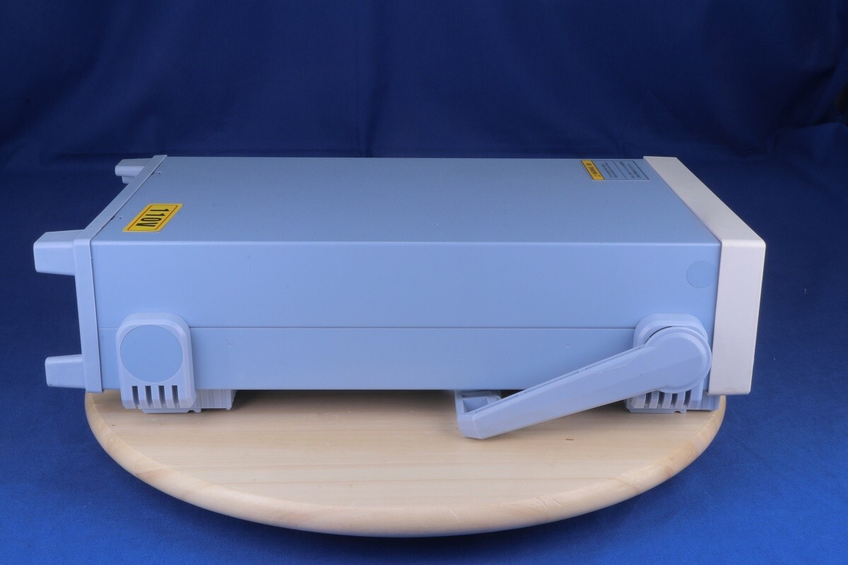Yokogawa GS200 DC Voltage / Current Source for sale online