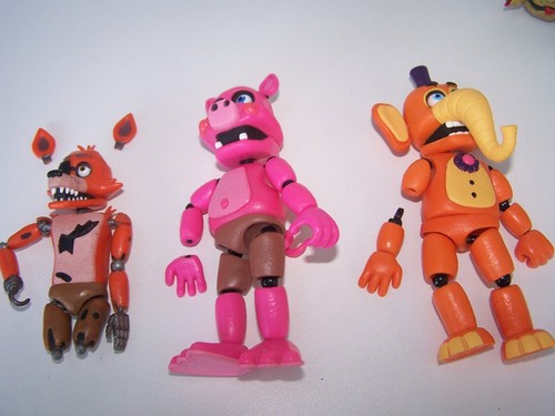 FUFNKO FNAF FIVE NIGHTS AT FREDDYS SERIES 1 ACTION FIGURES 2016/2017 - Picture 3 of 13