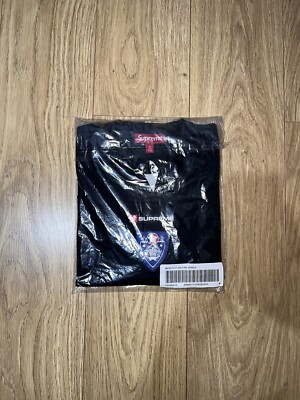 Supreme Crest Soccer Jersey Black ✓ - Medium - Brand New - F&F