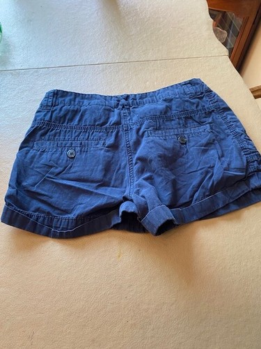 H&M Blue Shorts Size 6 Pre Owned - Picture 5 of 5