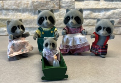 Sylvanian Families Kastanie Waschbär Familie Baby Calico Critters Waschbär Vintage