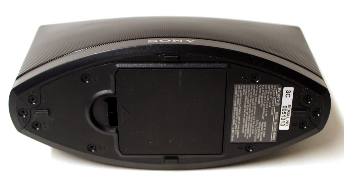 SONYスピーカー　SRS-BTM8 2012年製 SRS-BTM8 | アクティブスピーカー／ネックスピーカー | ソニー