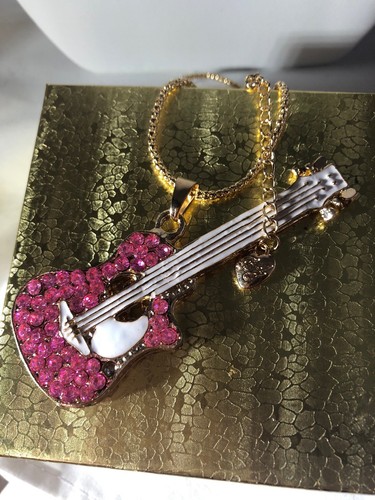 Betsey Johnson Necklace Guitar Gold Crystal Pink Rock N Roll Gift Box - Picture 3 of 12