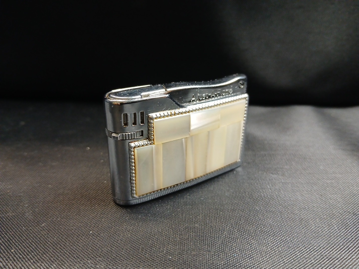 Vintage Apollo-K Japan Adjust-A-Flame Mother of Pearl Butane