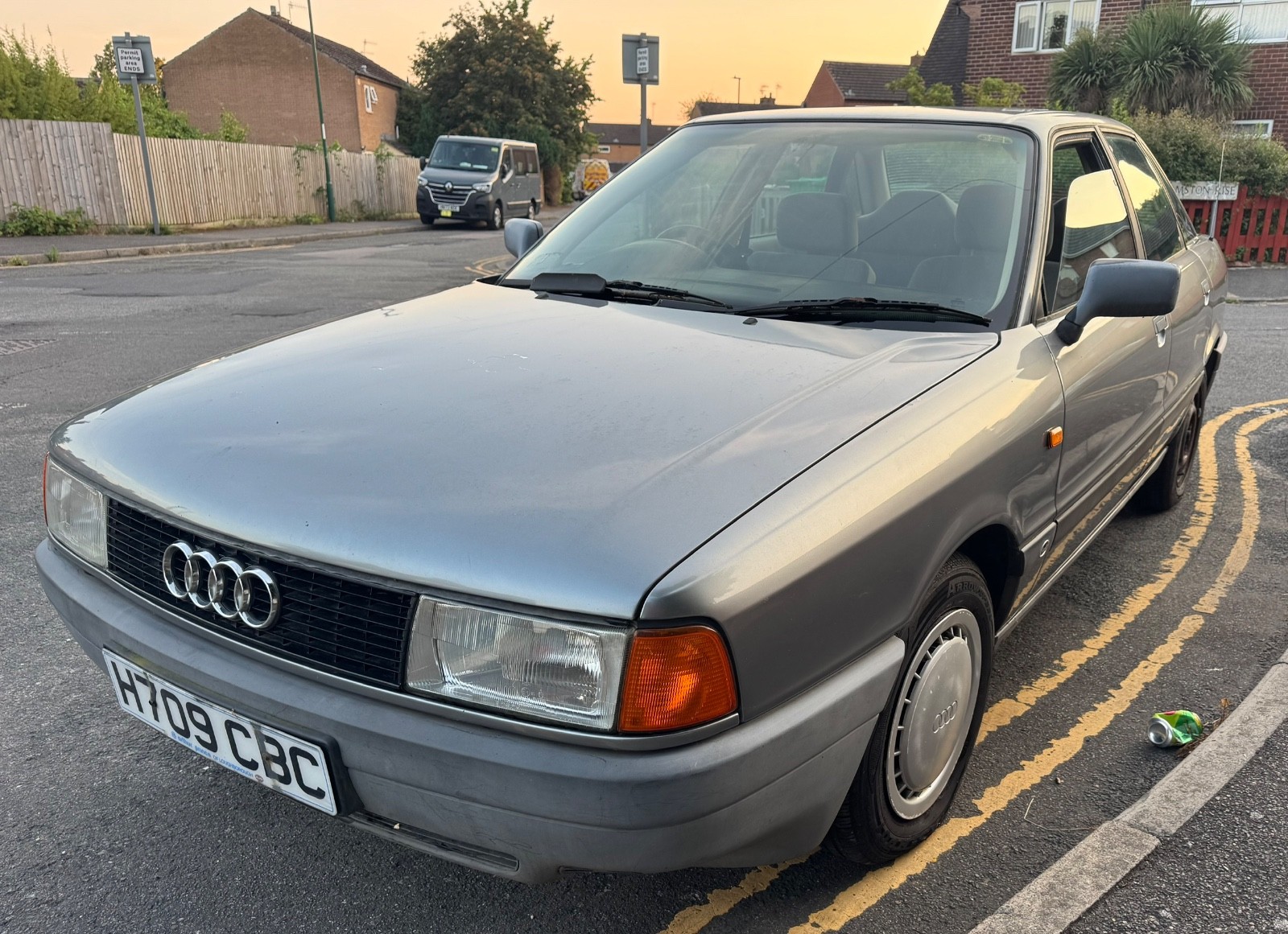 → INFO on eBay: AUDI 80 barn find 1990 4 door saloon 1800cc AUDI 80 barn find 1990 4 door saloon 1800cc