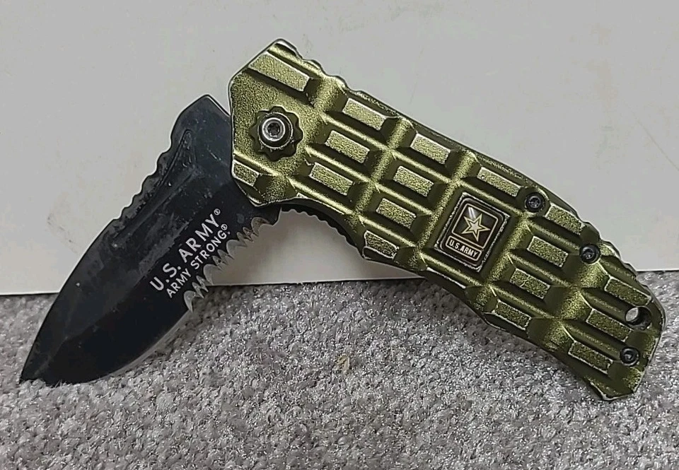 Cuchillo Plegable Ejército de EE. UU. Fuerte 3" con Clip para Cinturón y Acabado Granada Verde Foto 3 de 4