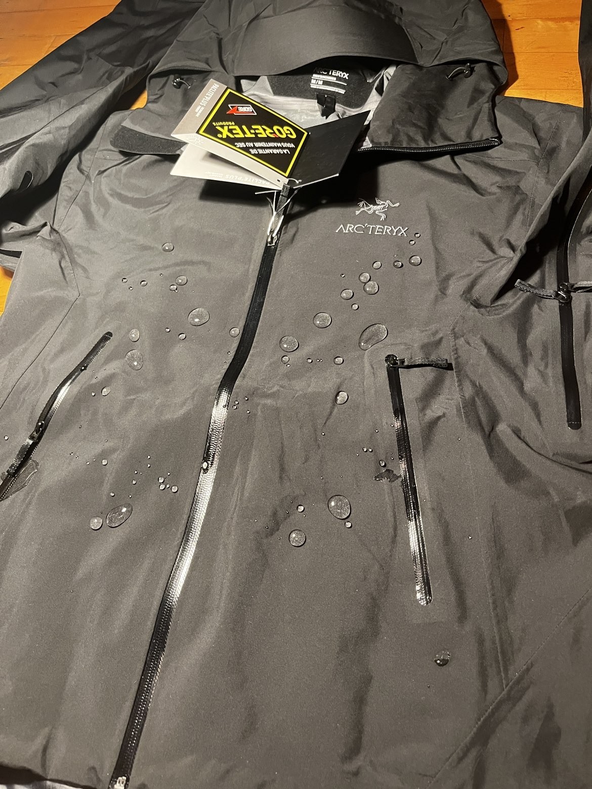 Arc'teryx Beta LT Giacca Uomo Medium Nuova con Etichette Nero Impermeabile GoreTEX foto 5
