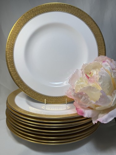 (10) Royal Crown Derby 'St. George' 10.5 Inch DINNER PLATES - Picture 11 of 15