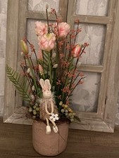 Frühlingsgesteck Seidenblumengesteck mit Tulpen