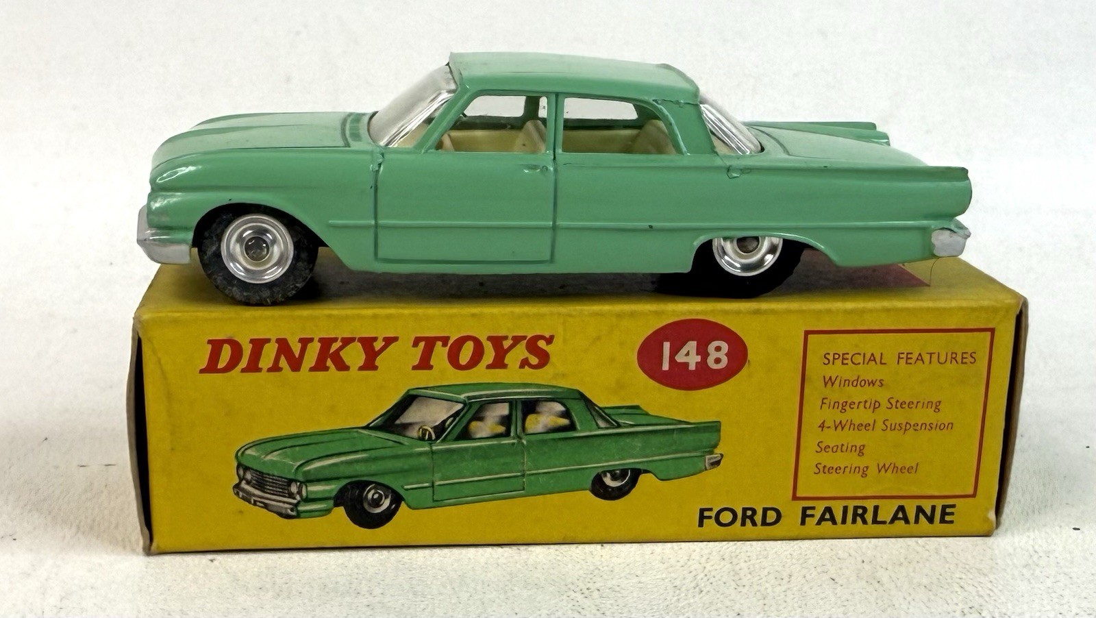 Dinky 148, Ford Fairlane - Free Price Guide & Review
