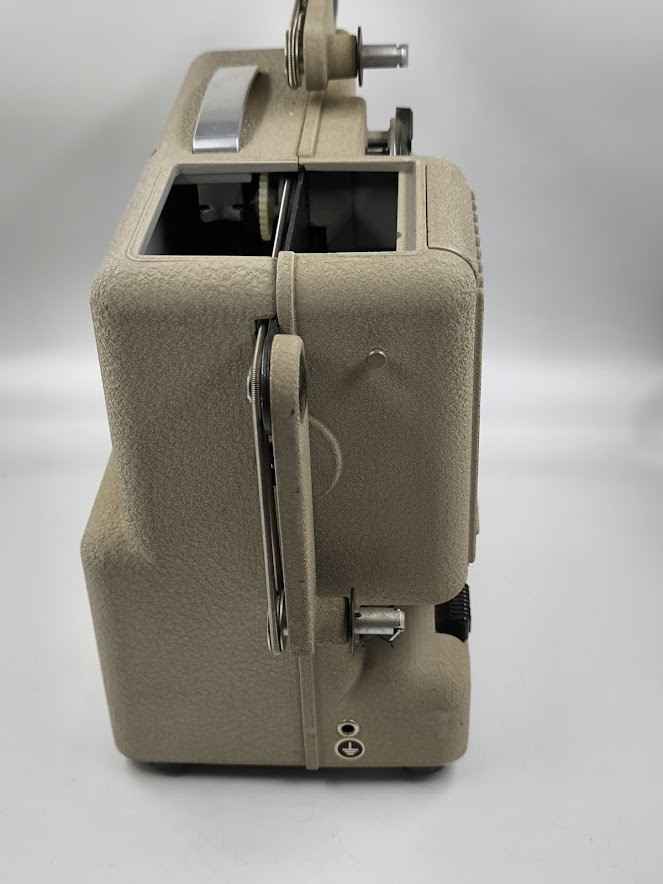 Eumig P8 Automatic Novo Projector - For Parts, Signs of Use