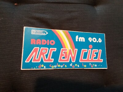 Autocollant ancien FM radio Arc en ciel credit agricole