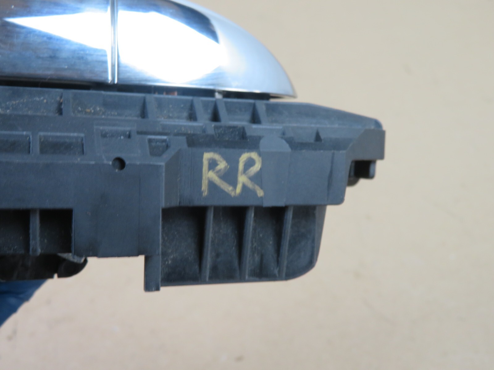 2014-2017 MASERATI GHIBLI 3.0L REAR RIGHT EXTERIOR DRIVER SIDE DOOR HANDLE OEM