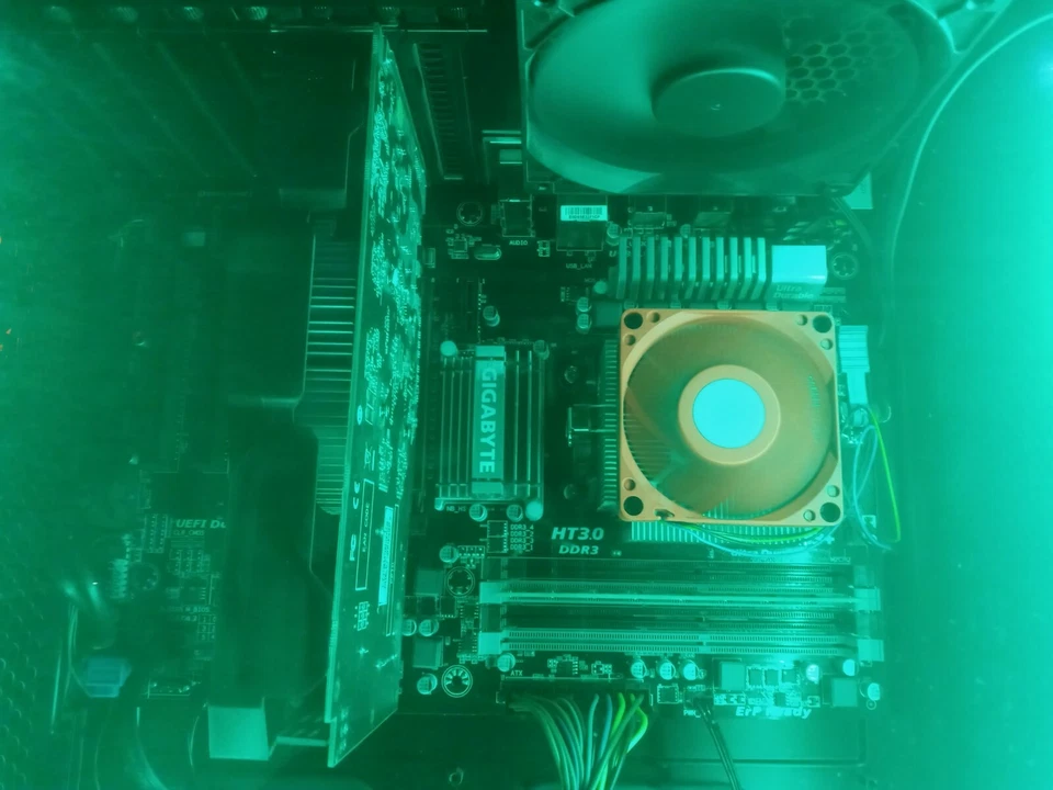 PC para juegos Cyberpower Rx 550 Fx 6300 8 GB Ram 500 GB de almacenamiento Foto 4 de 4