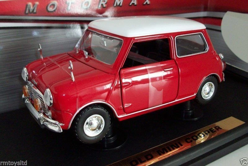 MOTORMAX 1/18 - 73113 CLASSIC OLD MINI COOPER - RED / WHITE - Image 2 of 3