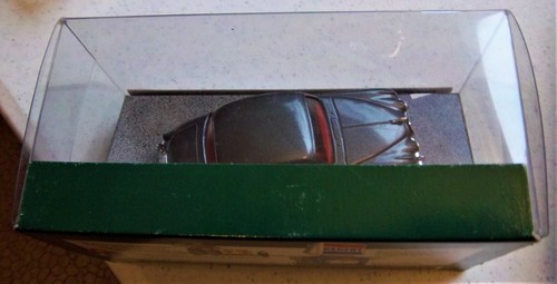 CORGI JAGUAR MK-2 DARK GREY SALOON RED RHD INSIDE 4" LONG 1989 MFG.GB JAGUAR MK2 - Picture 6 of 7