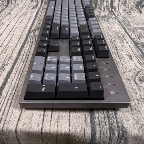 DURGOD Taurus USB-C Wired Gaming Mechanical Keyboard with Cherry MX Red Switches - Imagen 12 de 15
