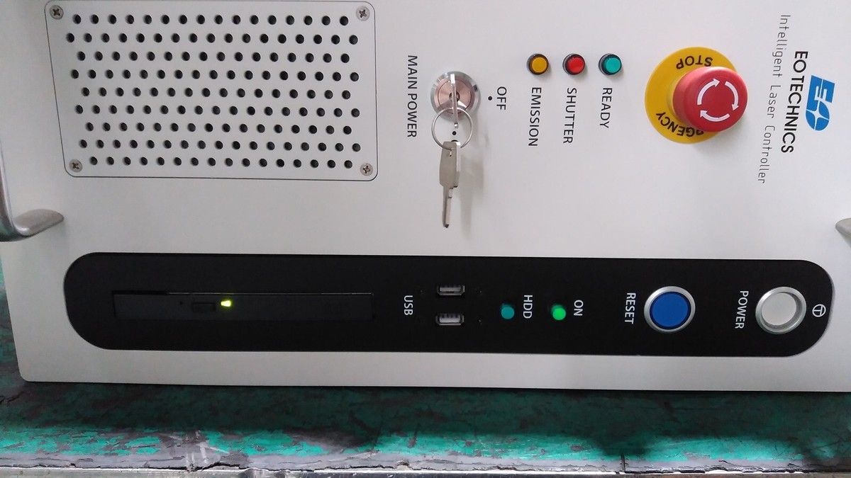 Used] EO TECHNICS / GV211 / Intelligent Laser Controller, JGA010